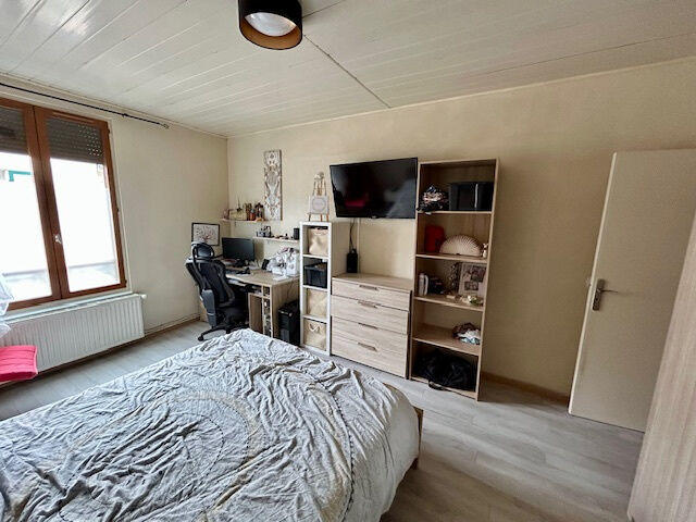 Appartement - 101 m² - 5 pièces