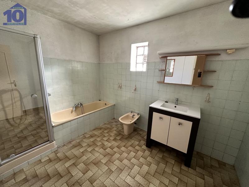 Maison - 167 m² - 6 pièces