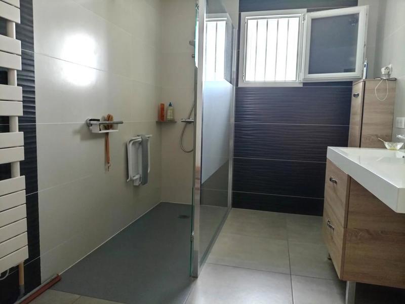 Propriété - 109 m² - 6 pièces