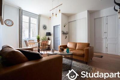 Chambre - 10 m² - 1 pièce