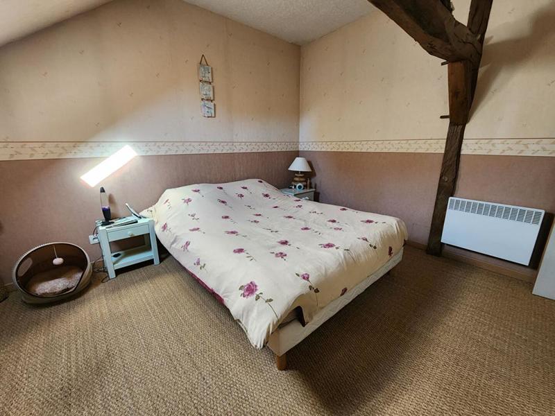 Maison - 185 m² - 9 pièces