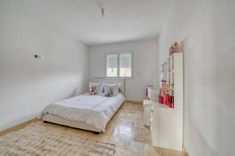 Pavillon - 105 m² - 4 pièces