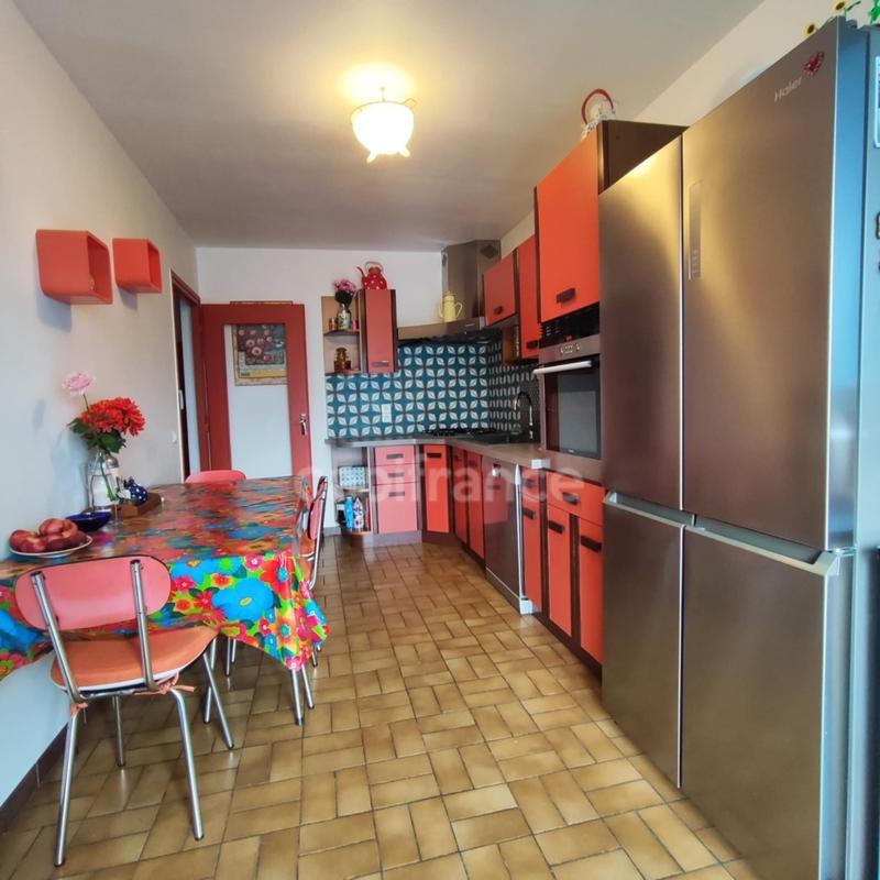 Appartement - 80 m² - 4 pièces