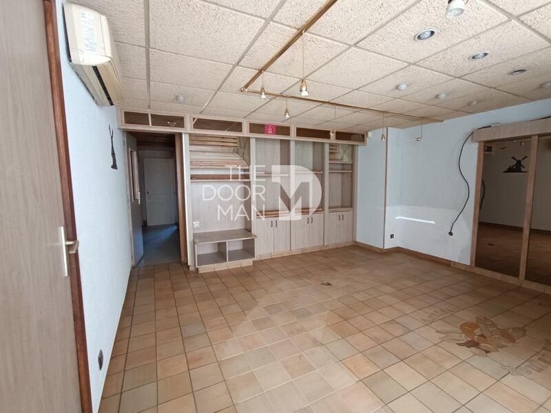 Maison - 244 m² - 6 pièces