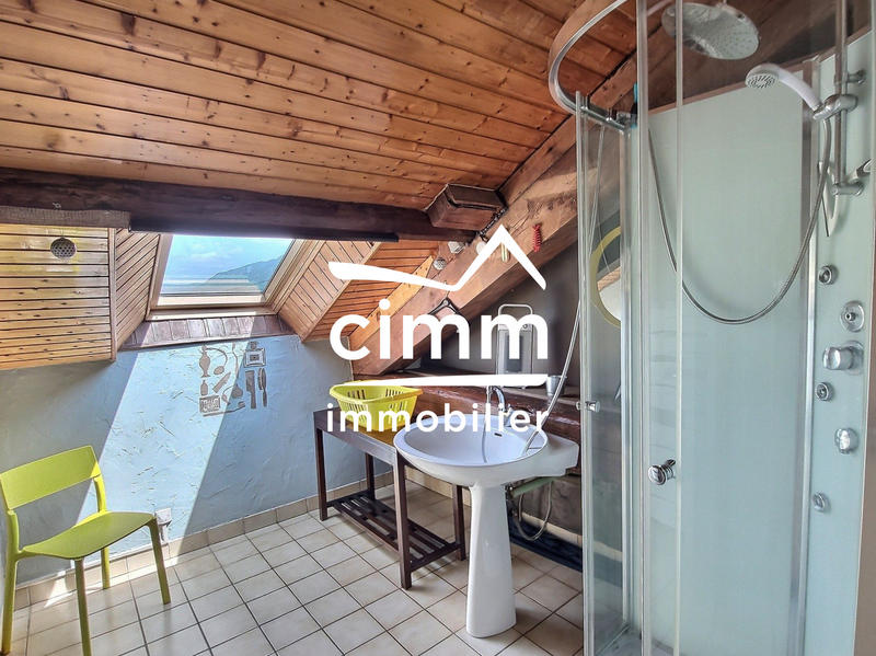 Appartement - 70 m² - 3 pièces