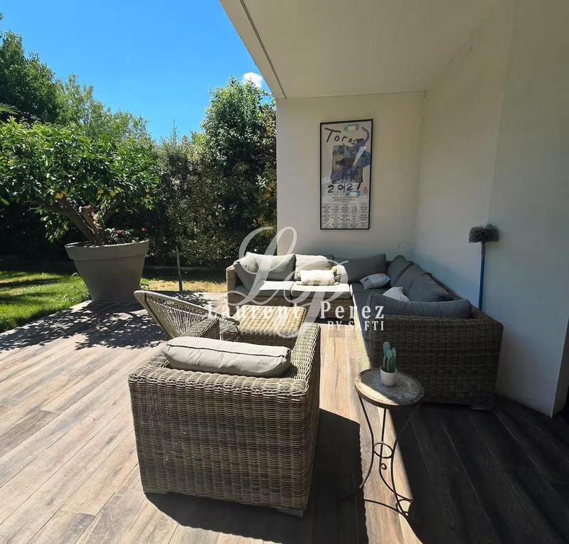 Maison - 175 m² - 6 pièces