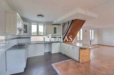 Duplex - 104 m² - 5 pièces