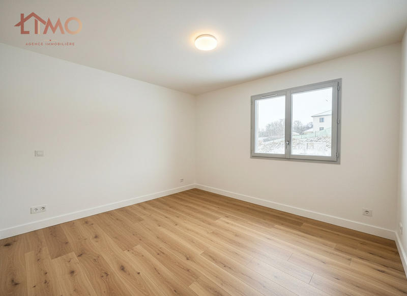 Maison traditionnelle - 99 m² - 5 pièces