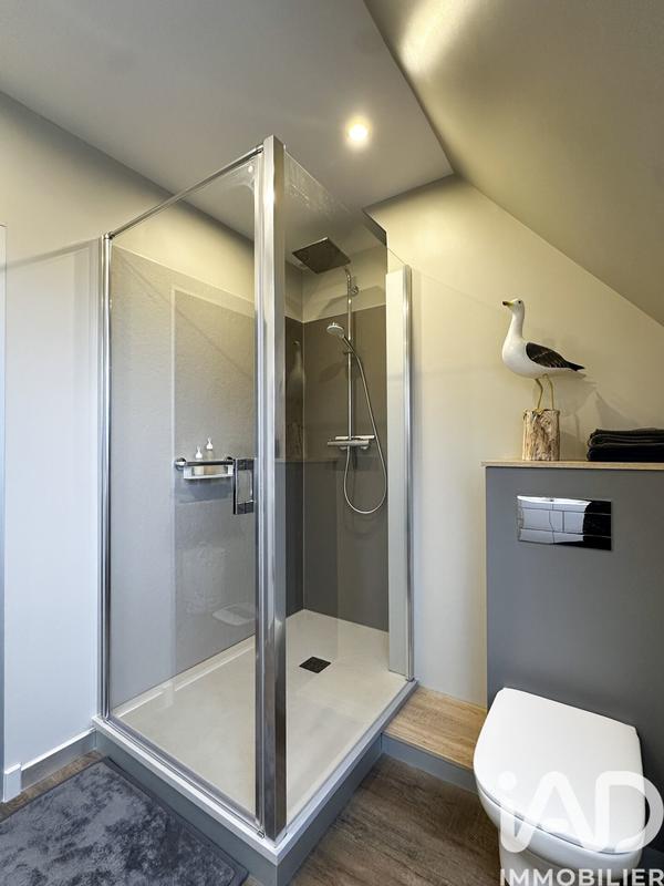 Maison - 370 m² - 10 pièces