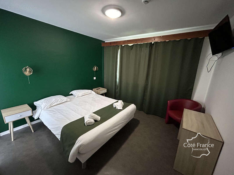 Immeuble - 900 m² - 30 pièces