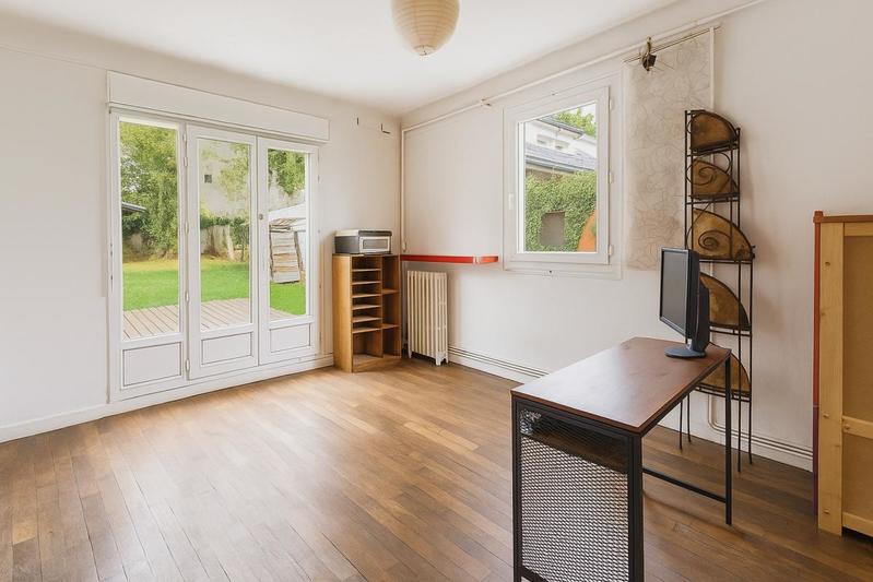 Maison - 200 m² - 7 pièces