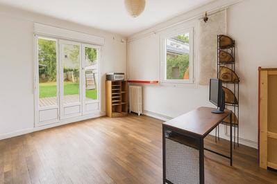 Maison - 200 m² - 7 pièces