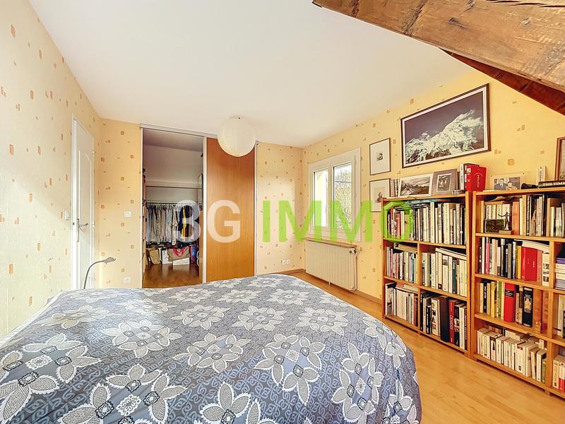 Maison traditionnelle - 140 m² - 6 pièces