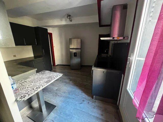 Appartement - 75 m² - 1 pièce