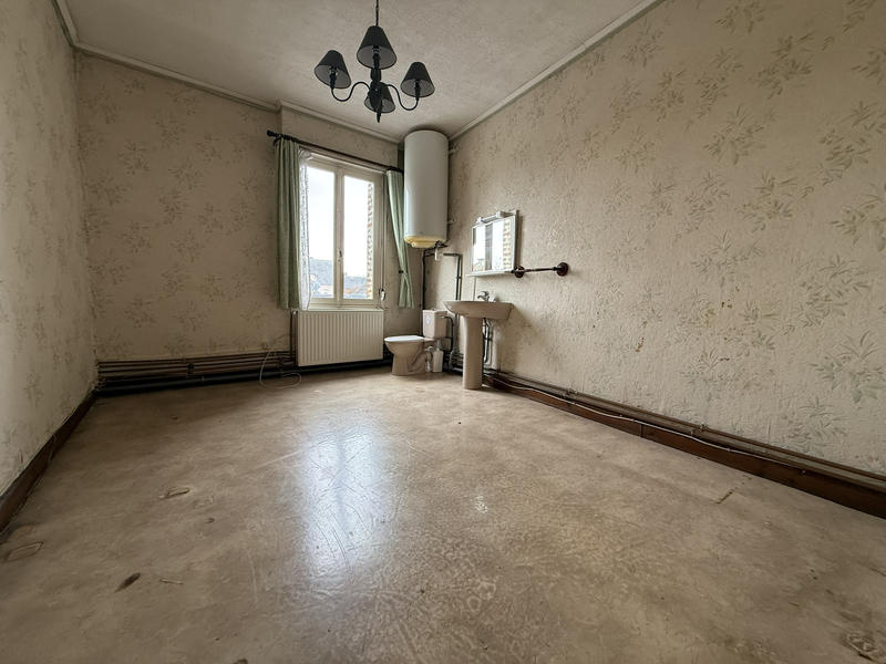 Maison - 145 m² - 6 pièces