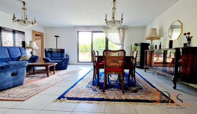 Appartement - 115 m² - 5 pièces