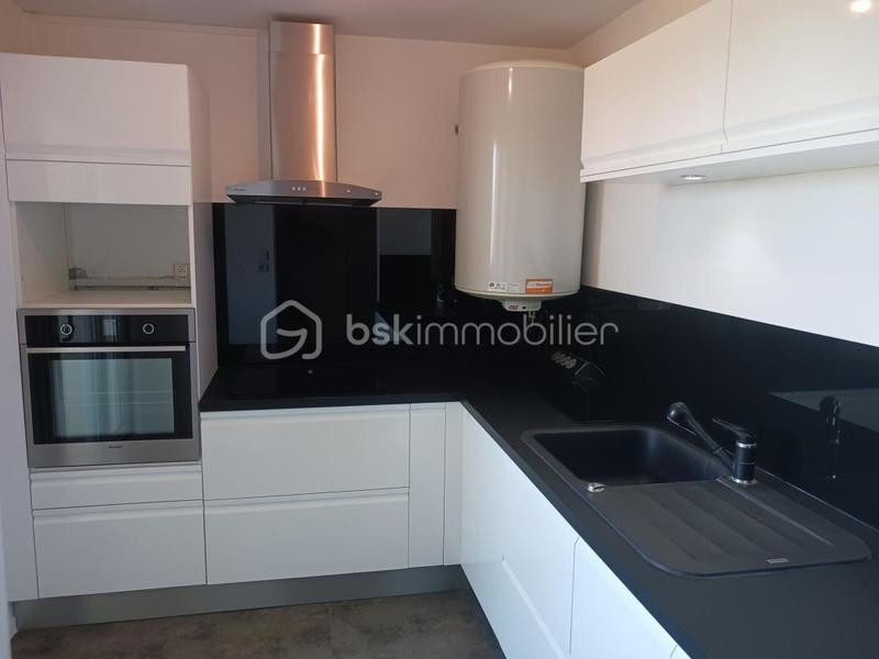 Appartement - 72 m² - 3 pièces