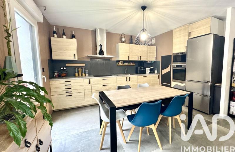 Maison - 92 m² - 4 pièces