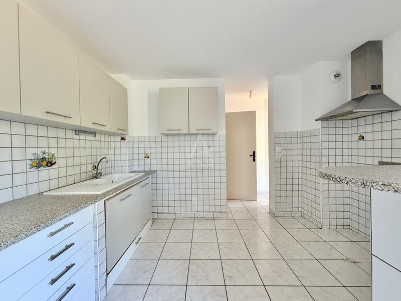 Appartement - 107 m² - 3 pièces