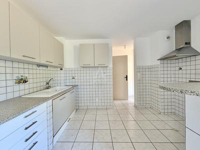 Appartement - 107 m² - 3 pièces