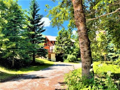 Châlet - 270 m² - 5 pièces