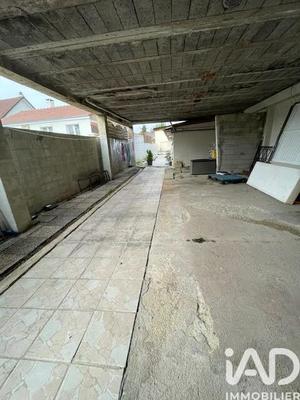 Maison - 187 m² - 7 pièces