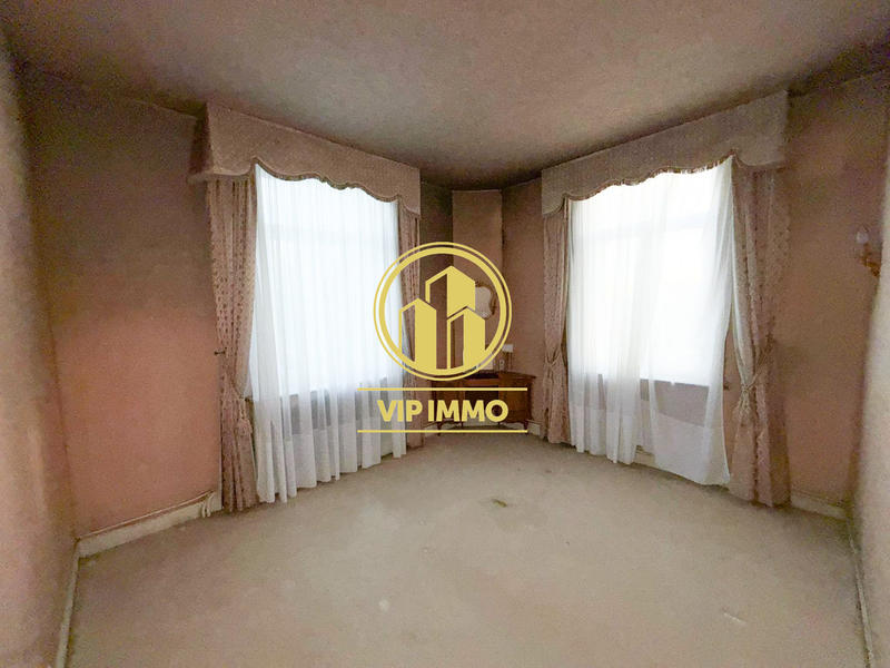 Maison - 166 m² - 8 pièces