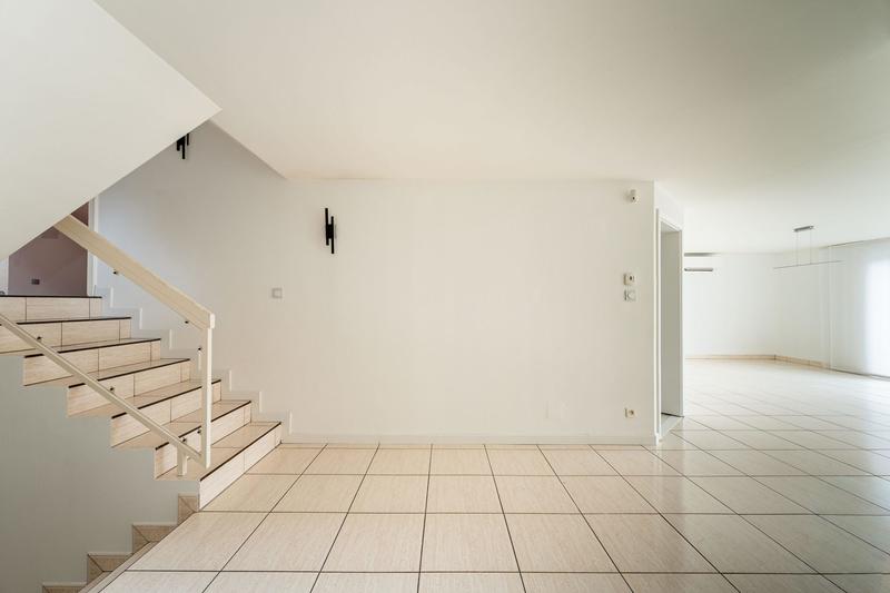 Villa - 207 m² - 7 pièces