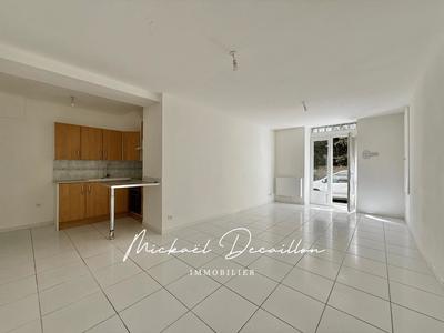 Maison - 60 m² - 3 pièces