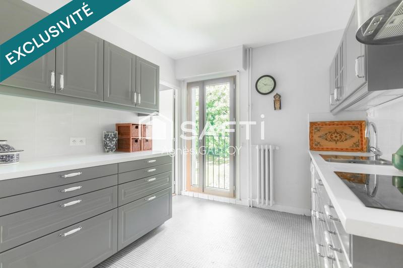 Appartement - 85 m² - 4 pièces