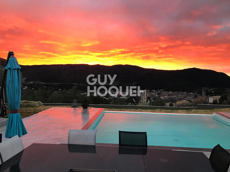 Maison - 145 m² - 5 pièces