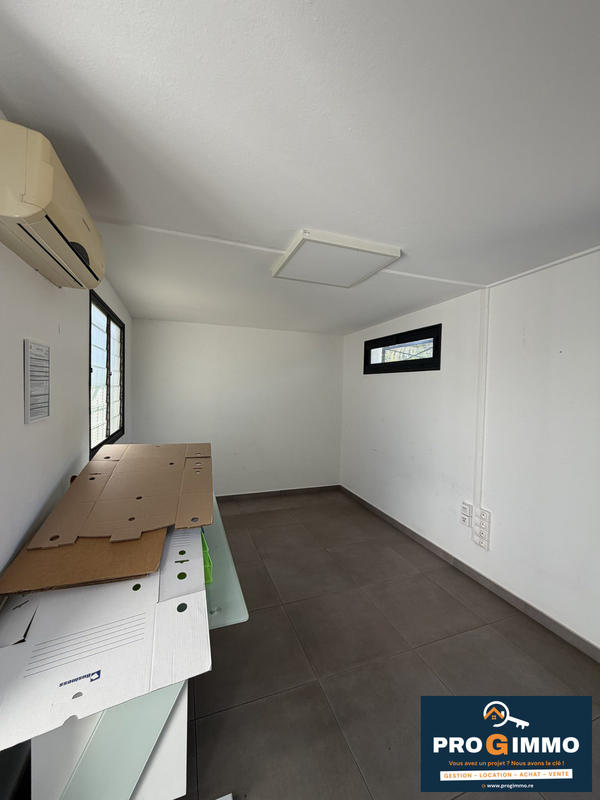 Bureau - 200 m² - 11 pièces