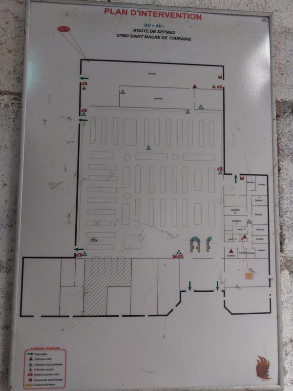 Local commercial - 2 482 m²