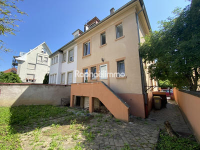 Maison - 137 m² - 5 pièces