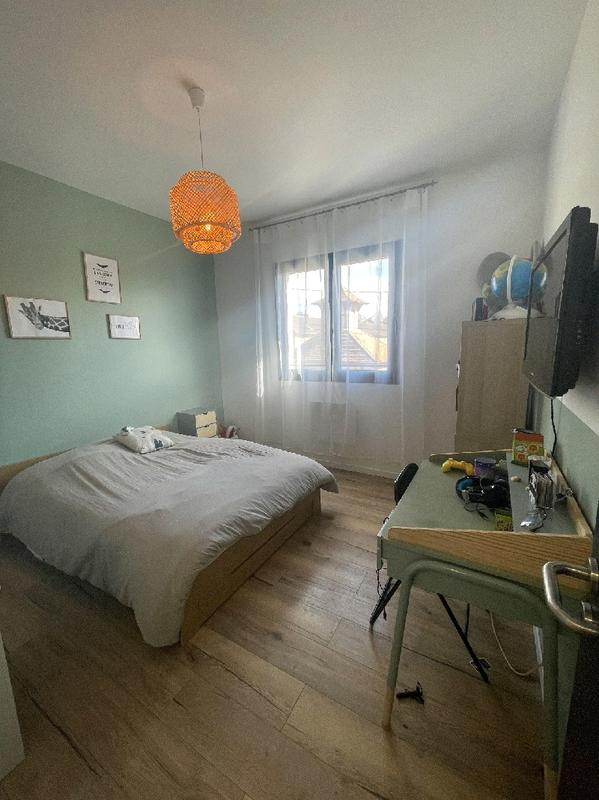 Châlet - 260 m² - 10 pièces