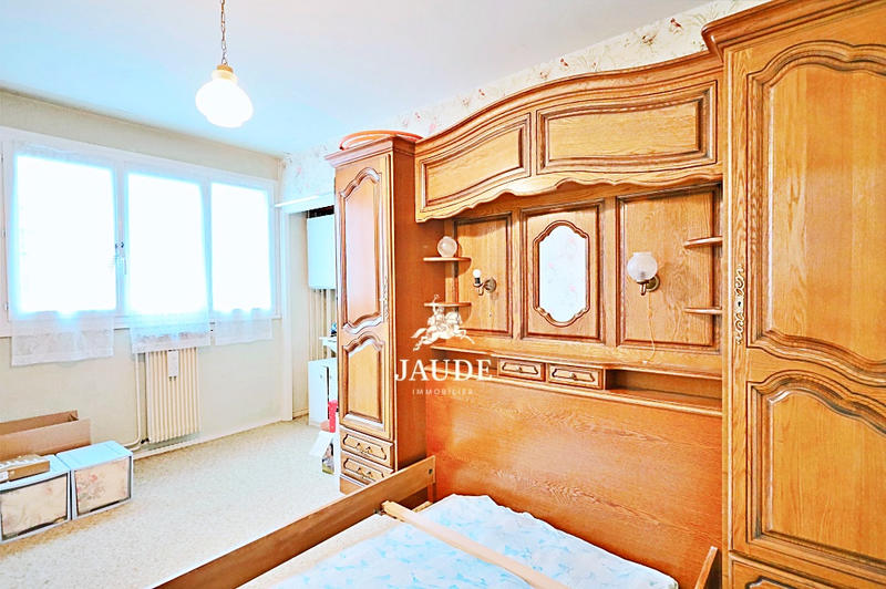 Appartement - 98 m² - 5 pièces