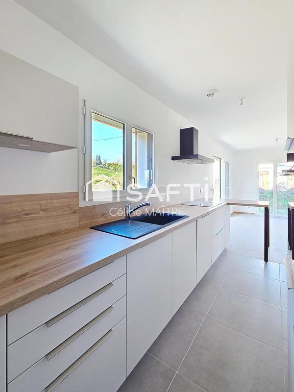 Maison - 98 m² - 5 pièces