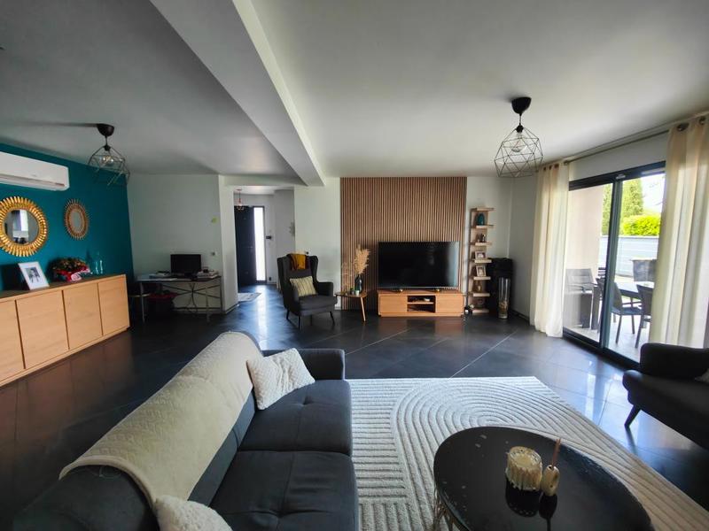 Maison - 160 m² - 6 pièces