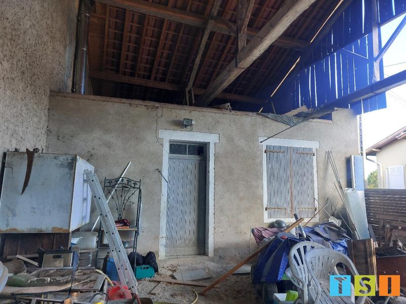 Maison - 210 m² - 6 pièces