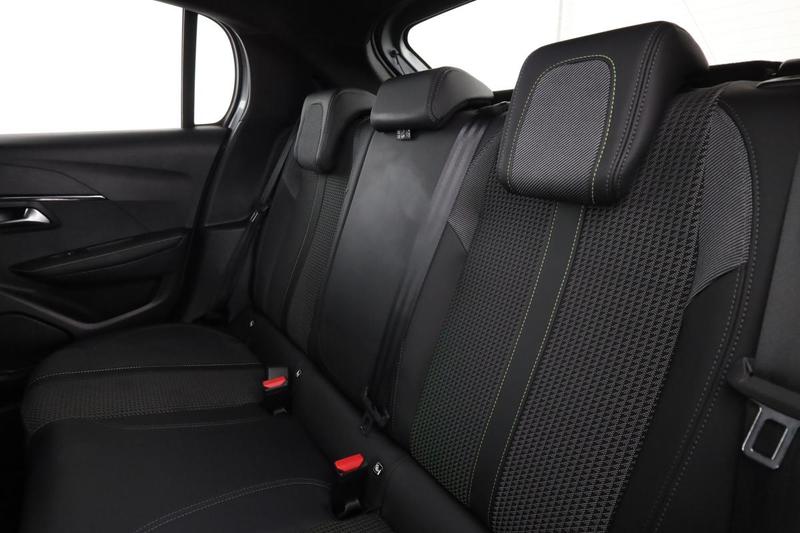 Peugeot 208 1.5 Blue-HDi Gt 100 ch