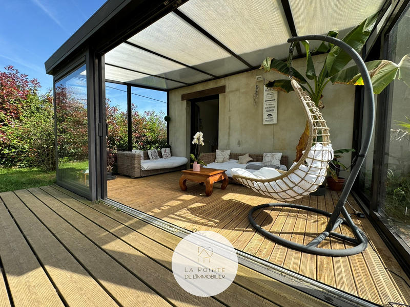 Maison - 170 m² - 8 pièces