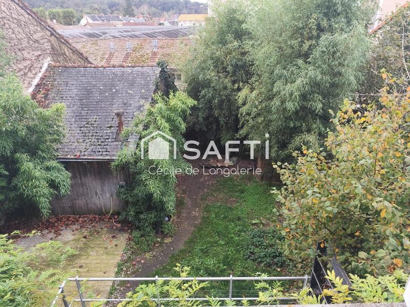 Maison - 210 m² - 6 pièces