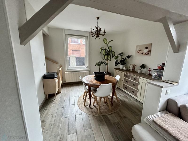 Maison - 93 m² - 5 pièces