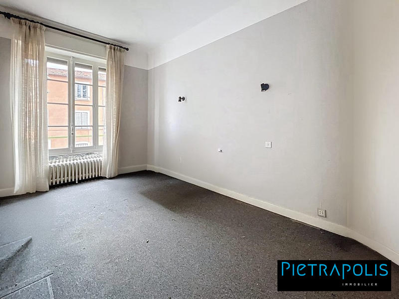 Maison ancienne - 178 m² - 7 pièces