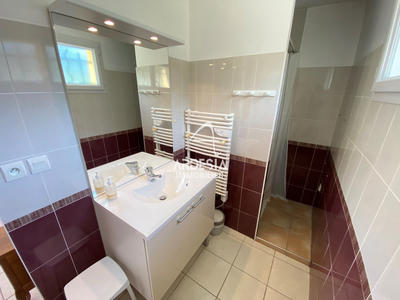 Maison - 196 m² - 15 pièces