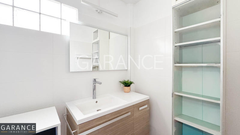 Appartement - 75 m² - 4 pièces