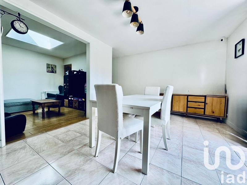 Maison - 104 m² - 5 pièces