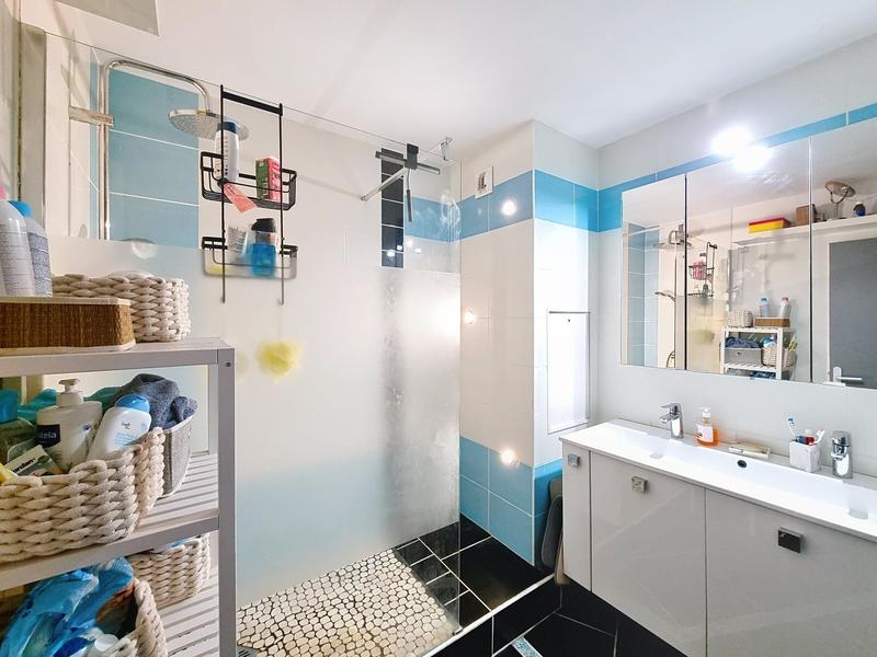 Appartement - 102 m² - 5 pièces