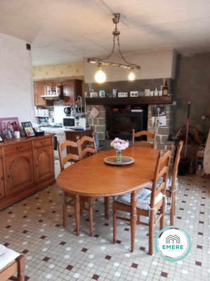 Ferme - 80 m² - 5 pièces