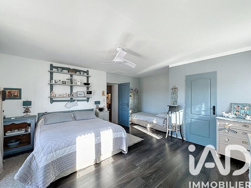 Maison - 190 m² - 7 pièces